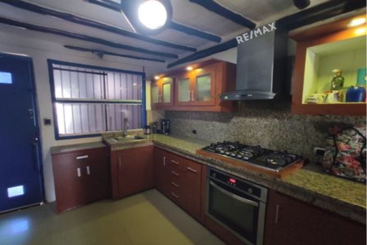 TownHouse, En Venta, En Residencias Ranchos de Parguito, En Playa Parguito, Nueva Esparta, Isla de Margarita, 90 mt2, 3 Hab y 2 1/2 Baños - Imagen 9