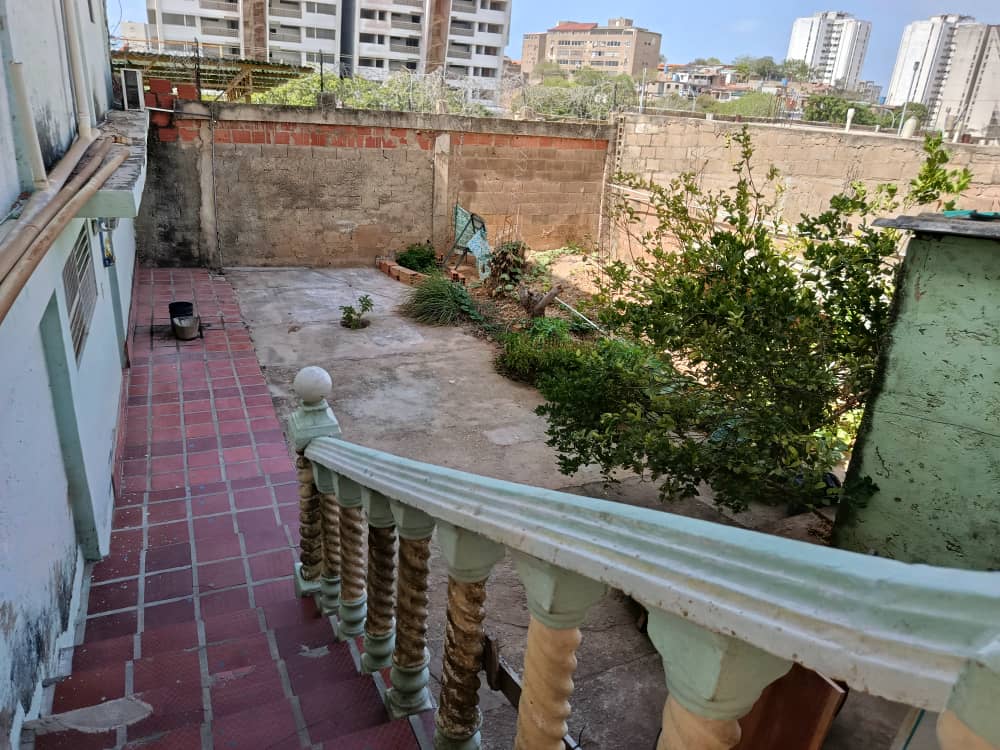 Casa + 3 Apartamentos, En Venta, En Avenida Terranova, Calle San Francisco, Nueva Esparta, Isla de Margarita, 555 Mt2, 13 Hab y 10 Baños - Imagen 8