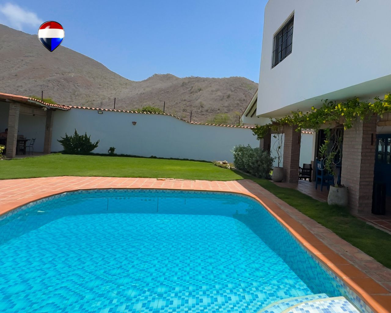 Casa de 2 Niveles Con Piscina, En Venta, En Sabana de Guacuco, Nueva Esparta, Isla de Margarita, 754 mt2, 3 Hab y 4 Baños - Imagen 3