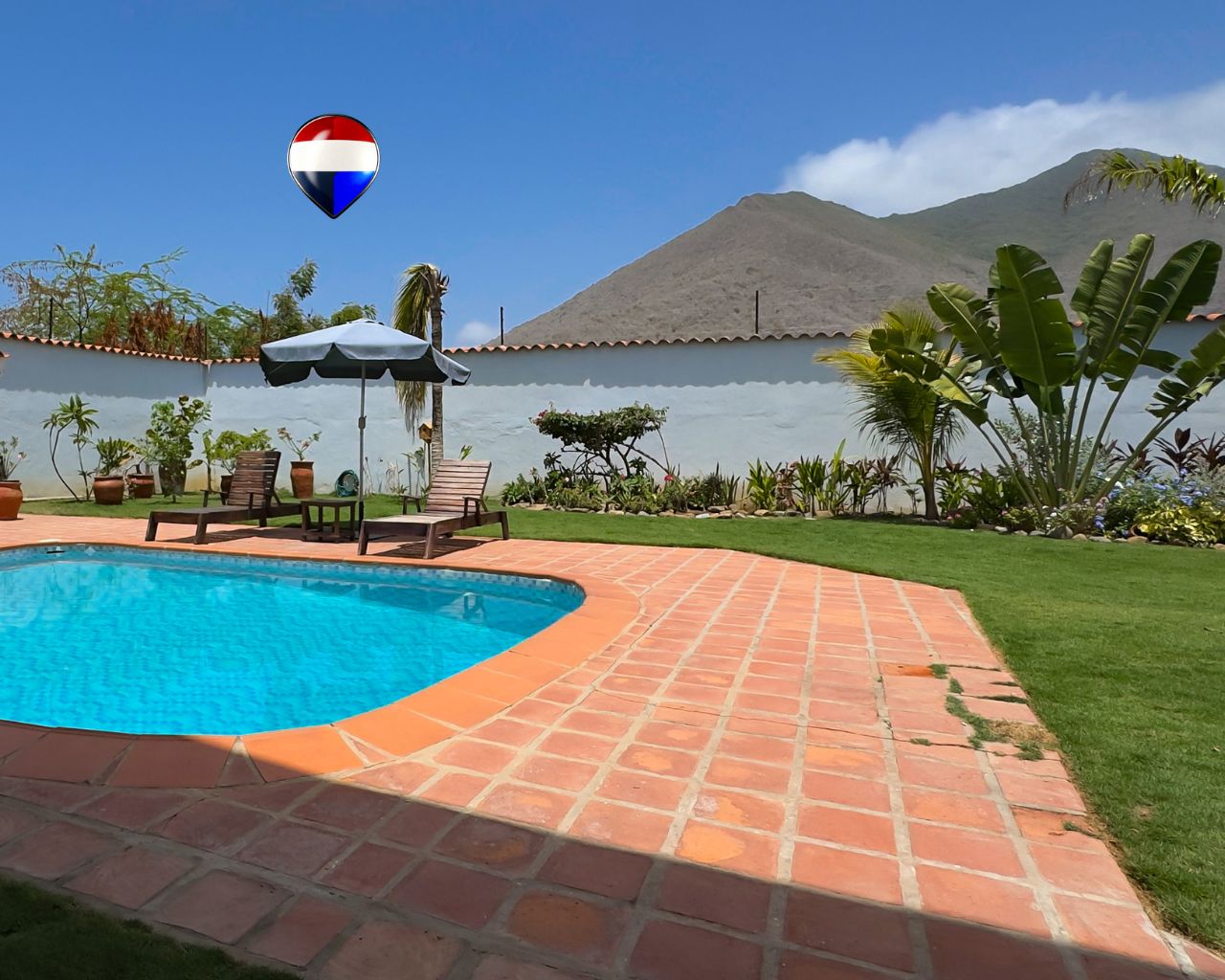 Casa de 2 Niveles Con Piscina, En Venta, En Sabana de Guacuco, Nueva Esparta, Isla de Margarita, 754 mt2, 3 Hab y 4 Baños - Imagen 4
