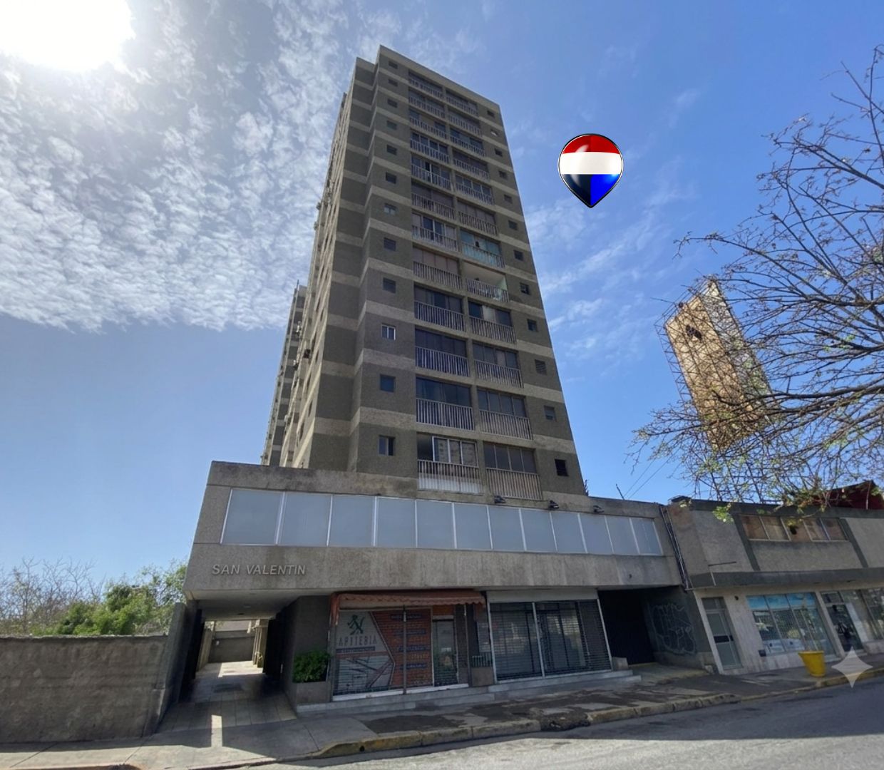 Apartamento, En Venta, En Edificio San Valentin, Av. 4 de Mayo, Nueva Esparta, Isla de Margarita, 52 mt2, 2 Hab y 2 Baños