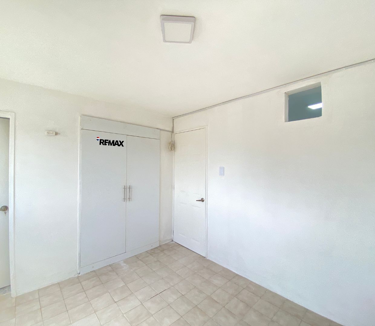 Apartamento, En Venta, En Edificio San Valentin, Av. 4 de Mayo, Nueva Esparta, Isla de Margarita, 52 mt2, 2 Hab y 2 Baños - Imagen 11