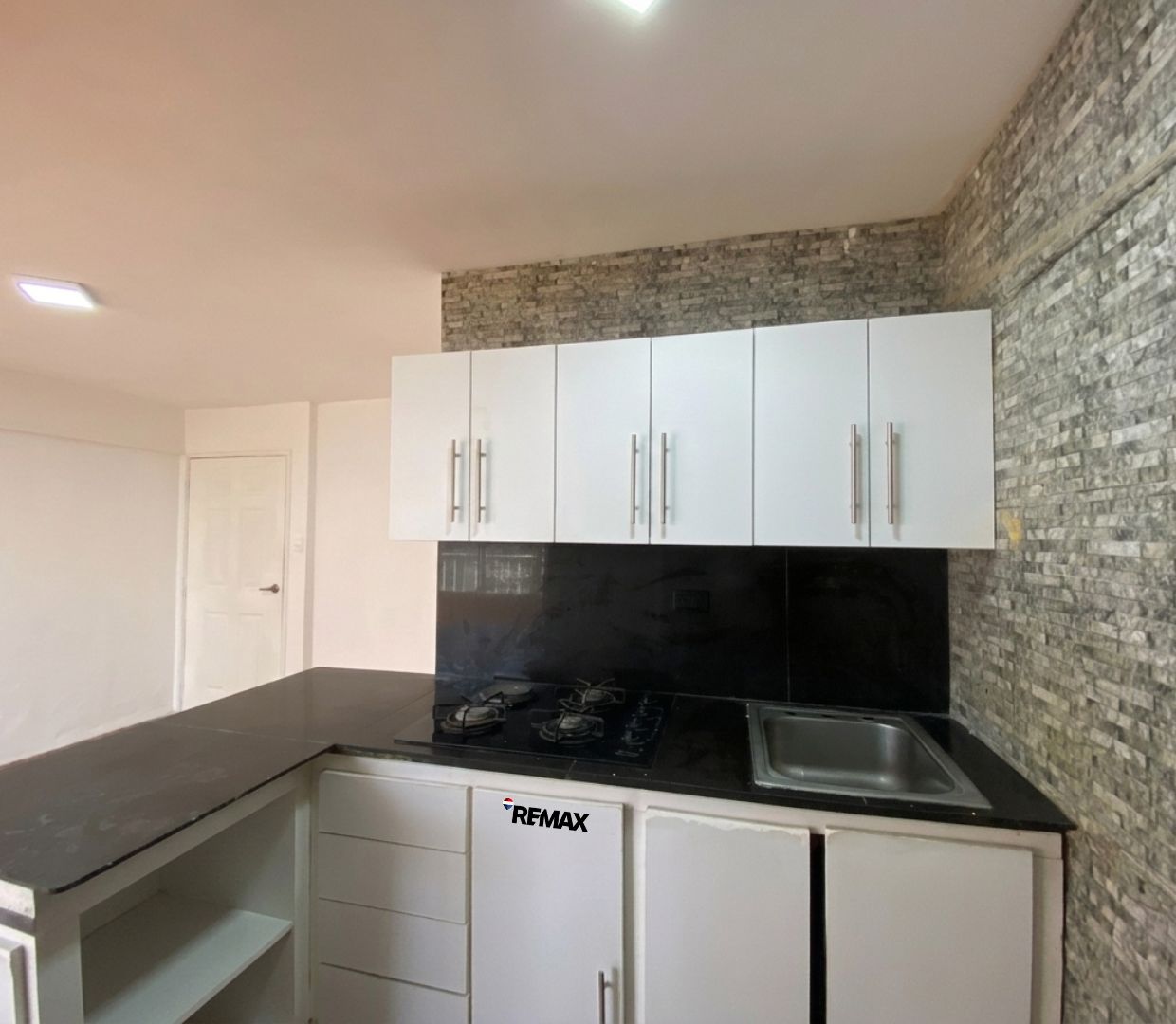 Apartamento, En Venta, En Edificio San Valentin, Av. 4 de Mayo, Nueva Esparta, Isla de Margarita, 52 mt2, 2 Hab y 2 Baños - Imagen 16