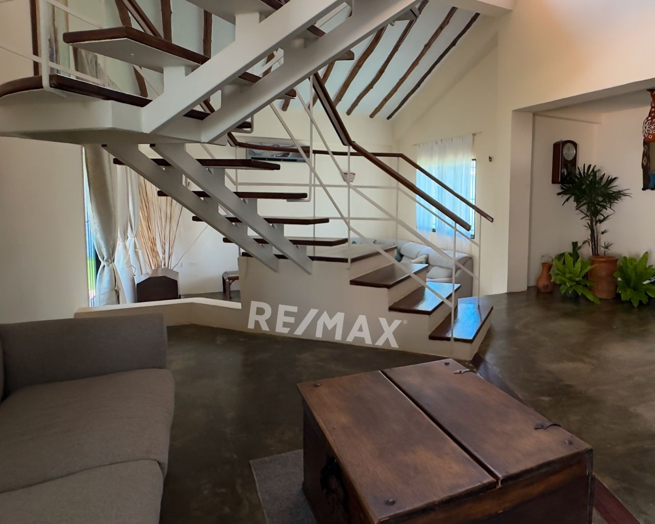 Casa de 2 Niveles Con Piscina, En Venta, En Sabana de Guacuco, Nueva Esparta, Isla de Margarita, 754 mt2, 3 Hab y 4 Baños - Imagen 19