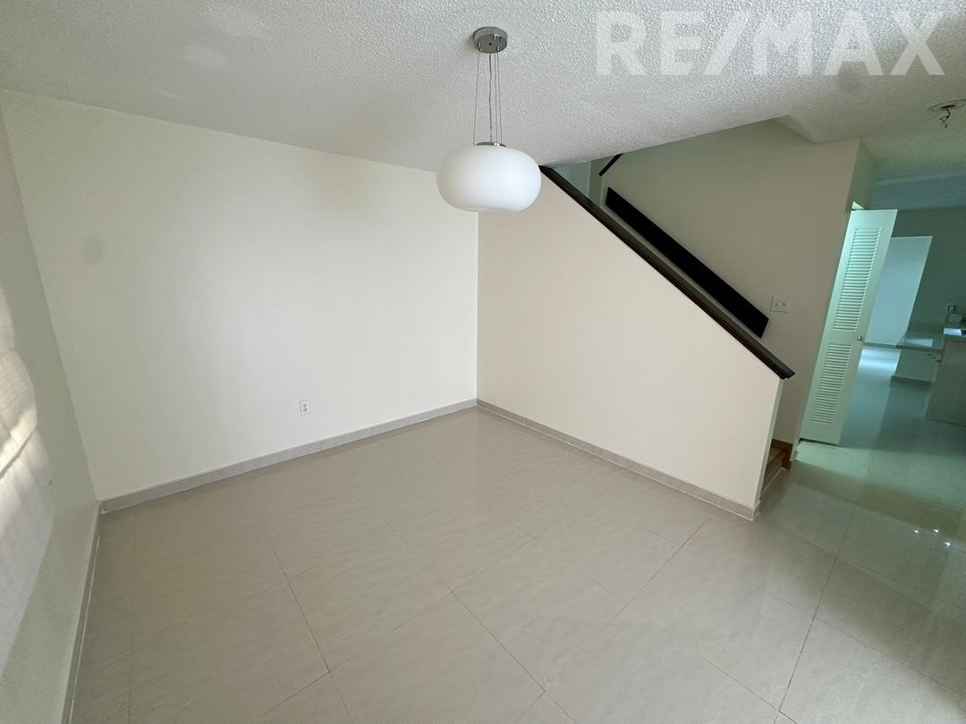 TownHouse, En Venta, En Avenida Circunvalación, Conjunto Residencial Porlamar Villas, Nueva Esparta, Isla de Margarita, 177 mt2, 3 Hab y 3 Baños - Imagen 10