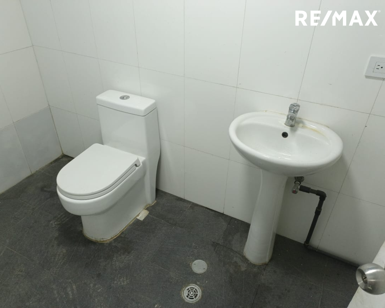 En Venta Local Con Amplio Terreno En Porlamar, Municipio Mariño, Isla De Margarita, Estado Nueva Esparta - Imagen 19