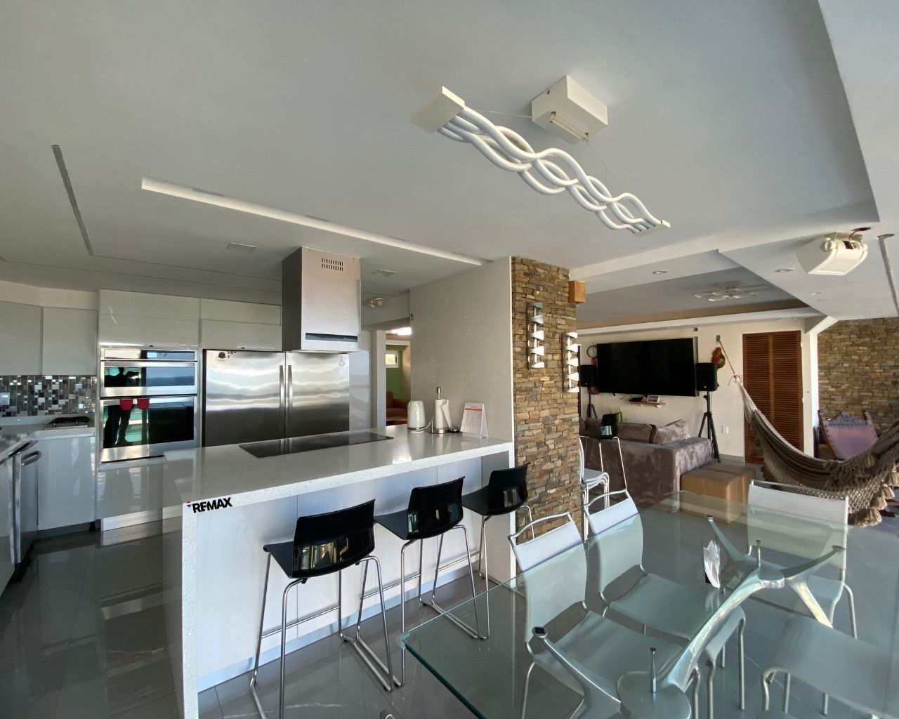 Excelente Apartamento Con Vista Al Mar En Avenida Aldonza Manrique, Playa, Residencias L Arena, Municipio Maneiro, Isla De Margarita, Estado Nueva Esparta - Imagen 4