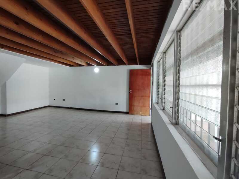 Remax2mil Vende Casa En Urb. Santa Lucía , Municipio Arismendi, Isla De Margarita, Estado Nueva Esparta - Imagen 6