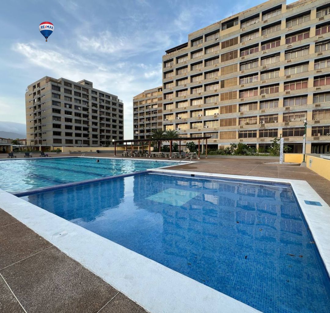 Remax2mil Vende Apartamento,resd Los Geranios. Municipio Maneiro, Isla De Margarita, Estado Nueva Esparta - Imagen 2