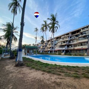 Remax2mil Vende Apartamento En RESD. Carimar Club, Municipio Maneiro, Isla De Margarita, Estado Nueva Esparta