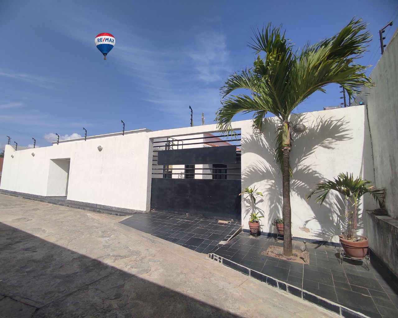 Remax2mil Vende Casa En Juan Griego, Urb El Cardenal. Municipio Marcano, Isla De Margarita, Estado Nueva Esparta - Imagen 2