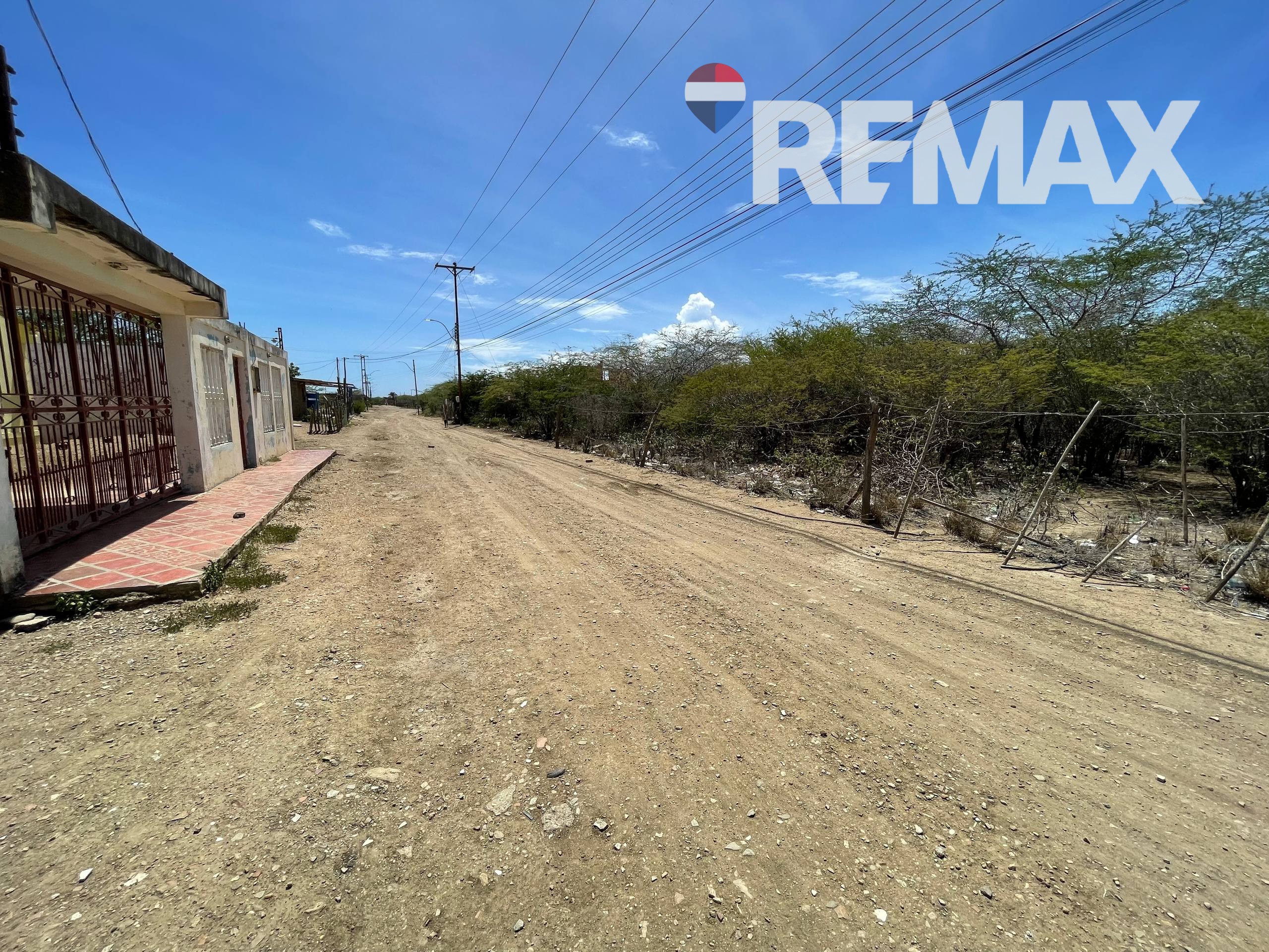 Remax2mil Vende Terreno En Los Bagres, Municipio Diaz, Isla De Margarita, Estado Nueva Esparta - Imagen 2