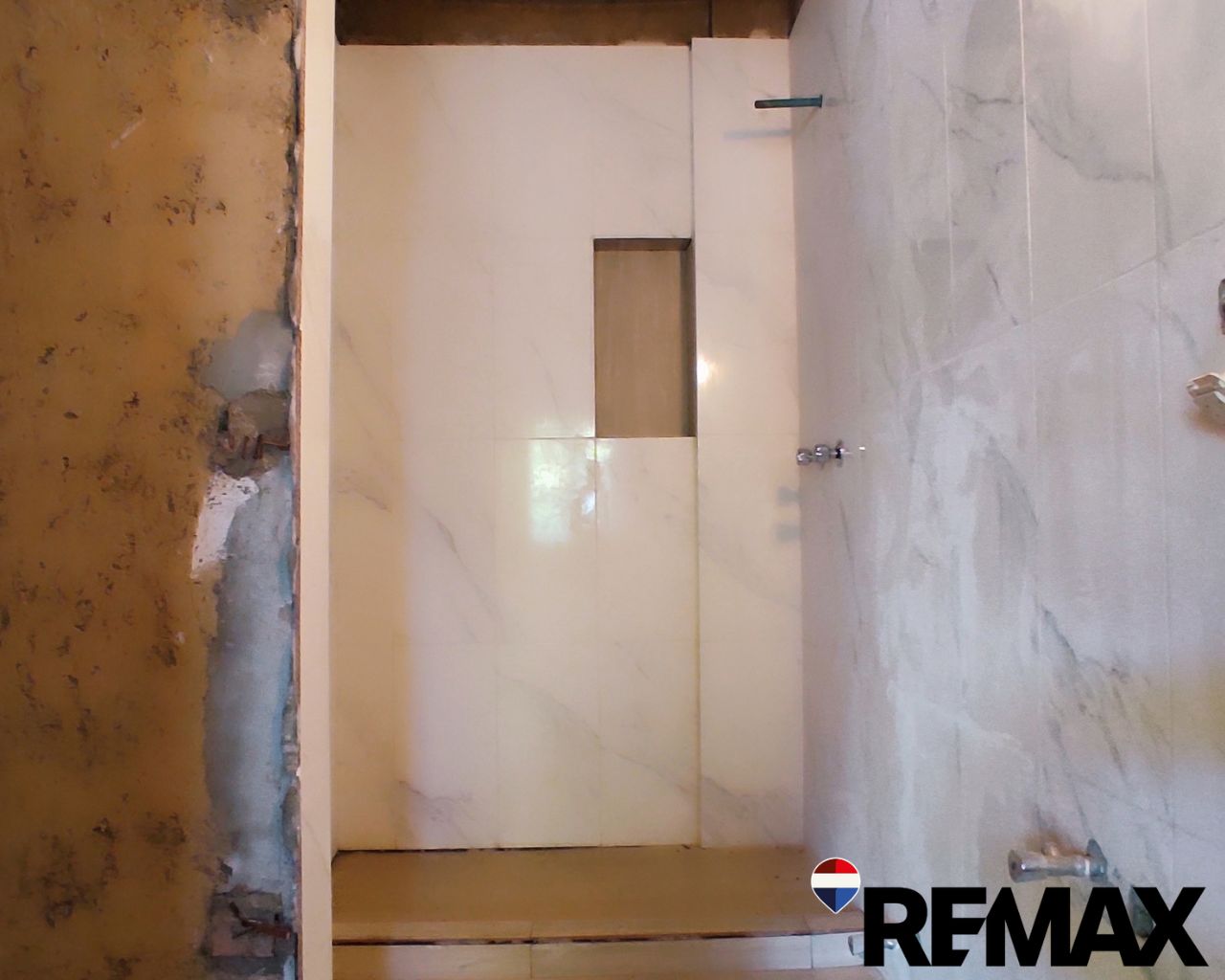 Remax2mil Vende Town House. En Resd Playa Cardon. Municipio ANTOLIN DEL CAMPO, Isla De Margarita, Estado Nueva Esparta - Imagen 12