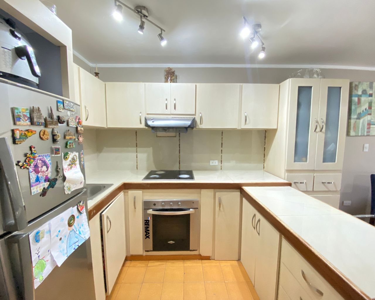 Remax2mil Vende Apartamento En RESD. Carimar Club, Municipio Maneiro, Isla De Margarita, Estado Nueva Esparta - Imagen 13