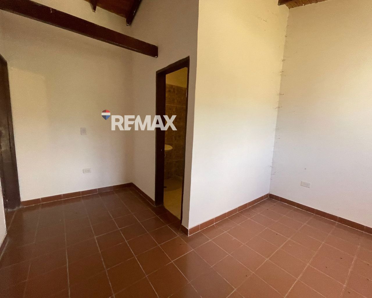 Remax2mil Vende Town House En Urb. Makatao Village. En Obra Blanca. Municipio Arismendi, Isla De Margarita, Estado Nueva Esparta - Imagen 14