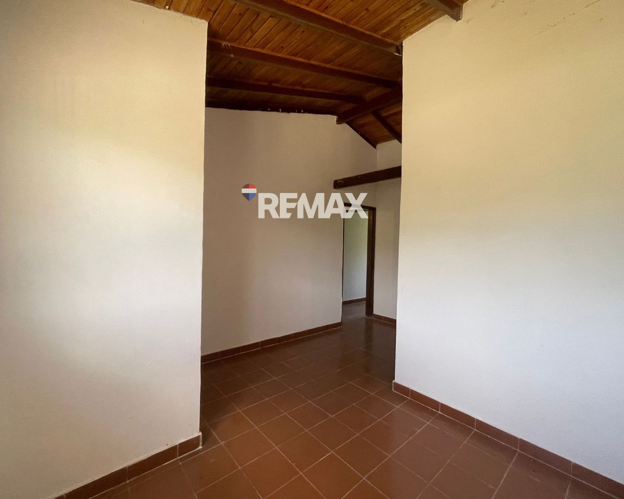 Remax2mil Vende Town House En Urb. Makatao Village. En Obra Blanca. Municipio Arismendi, Isla De Margarita, Estado Nueva Esparta - Imagen 15