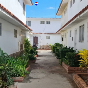Remax2mil Vende Town House EN Resd Las Palmas 2. Municipio Maneiro, Isla De Margarita, Estado Nueva Esparta