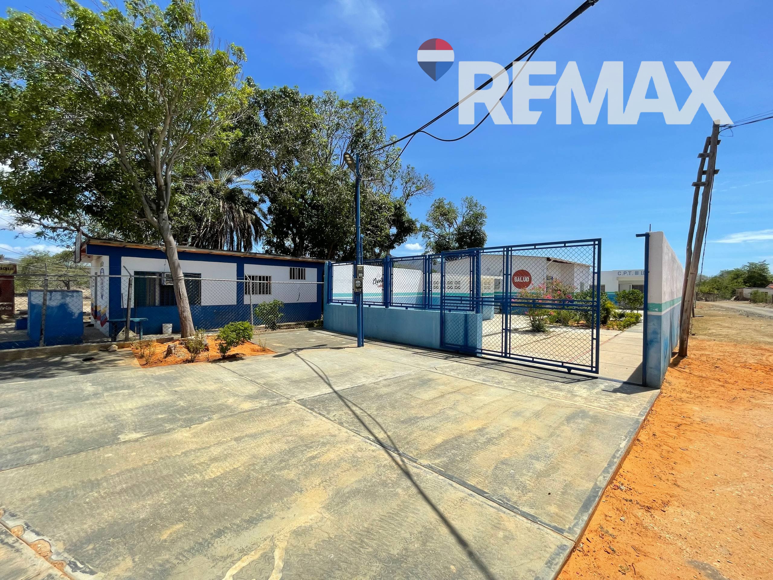 Remax2mil Vende Terreno En Los Bagres, Municipio Diaz, Isla De Margarita, Estado Nueva Esparta