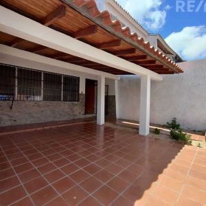 Remax2mil Vende Casa En Urb. Santa Lucía , Municipio Arismendi, Isla De Margarita, Estado Nueva Esparta