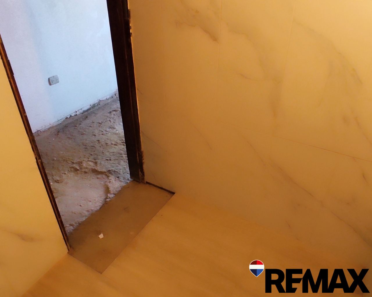 Remax2mil Vende Town House. En Resd Playa Cardon. Municipio ANTOLIN DEL CAMPO, Isla De Margarita, Estado Nueva Esparta - Imagen 19