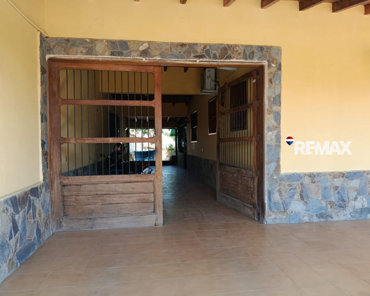 Remax2mil Vende Casa. La Guardia, Municipio Diaz, Isla De Margarita, Estado Nueva Esparta - Imagen 20