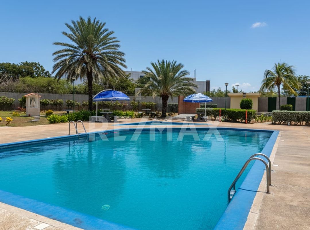 Remax2mil Vende Town House En Terraza Del Valle , Municipio Mariño, Isla De Margarita, Estado Nueva Esparta - Imagen 3