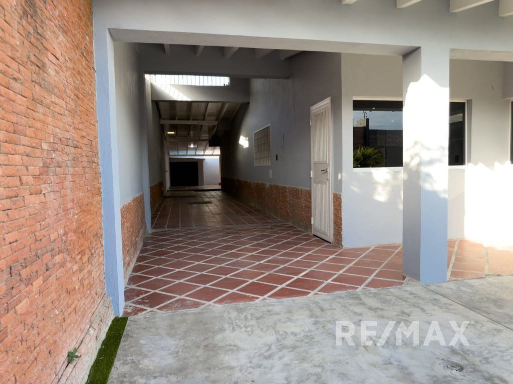 Remax2mil Vende Casa En Ubr Playa El Angel, Municipio Maneiro , Isla De Margarita, Estado Nueva Esparta - Imagen 11