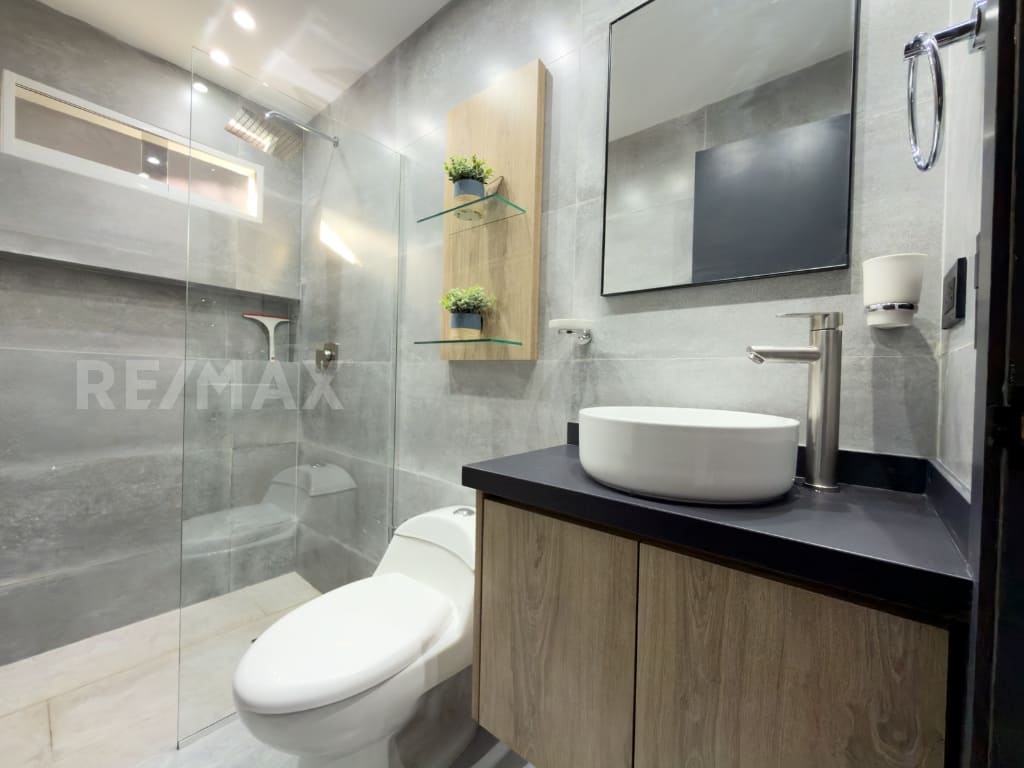 Remax2mil Vende Casa En Ubr Playa El Angel, Municipio Maneiro , Isla De Margarita, Estado Nueva Esparta - Imagen 28