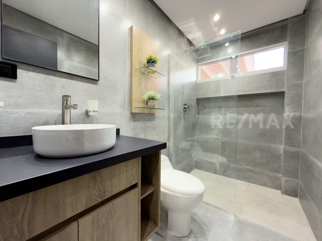 Remax2mil Vende Casa En Ubr Playa El Angel, Municipio Maneiro , Isla De Margarita, Estado Nueva Esparta - Imagen 36