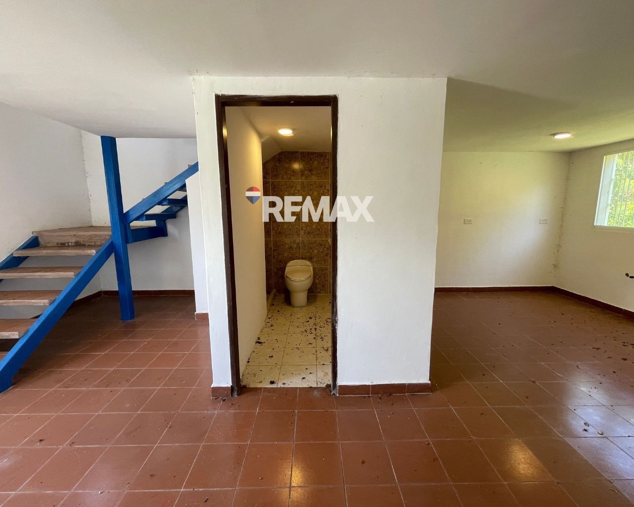 Remax2mil Vende Town House En Urb. Makatao Village. En Obra Blanca. Municipio Arismendi, Isla De Margarita, Estado Nueva Esparta - Imagen 5