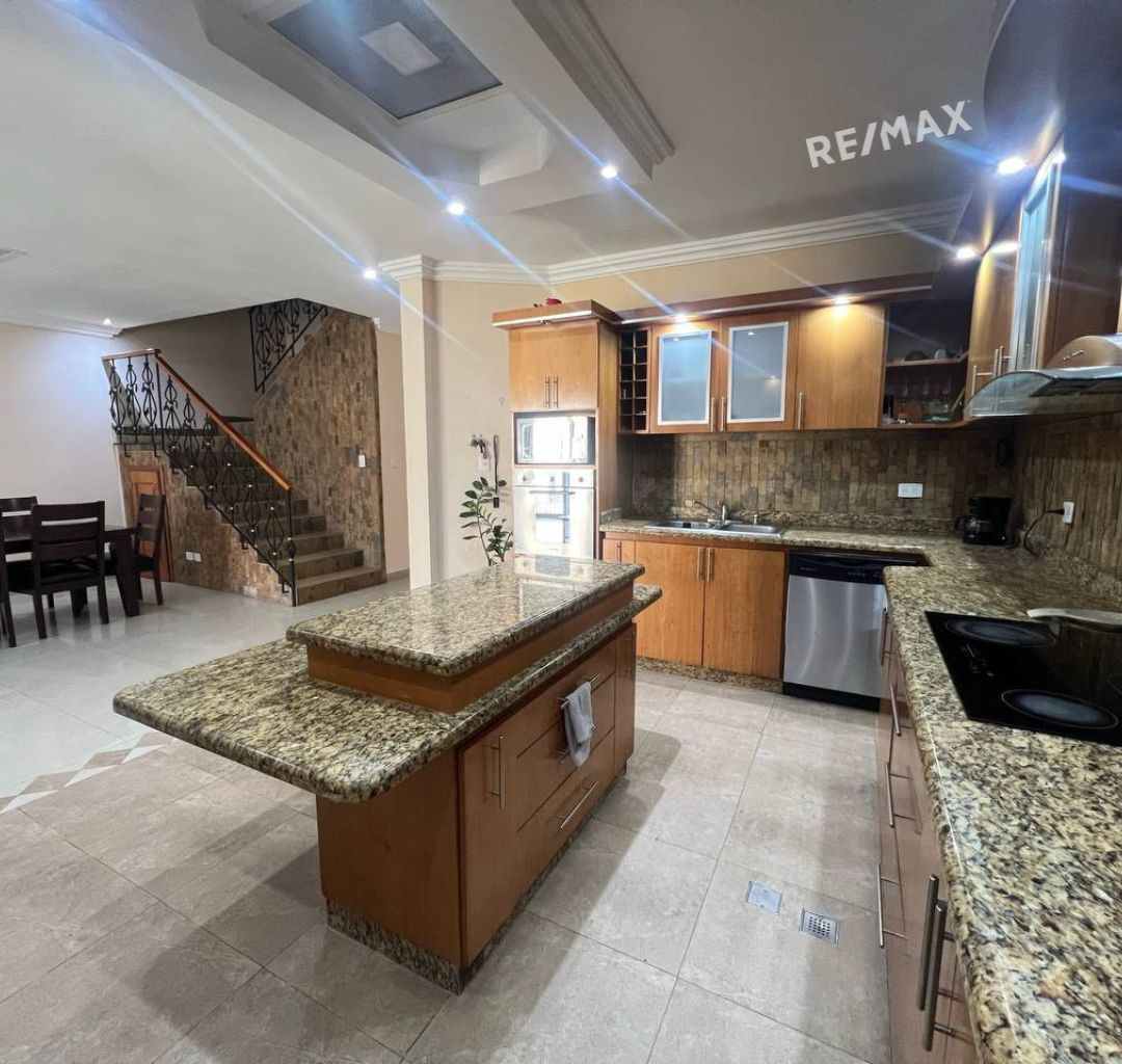 Remax2mil Vende Casa Urbanizacion Costa Azul , Municipio Mariño, Isla De Margarita, Estado Nueva Esparta - Imagen 6