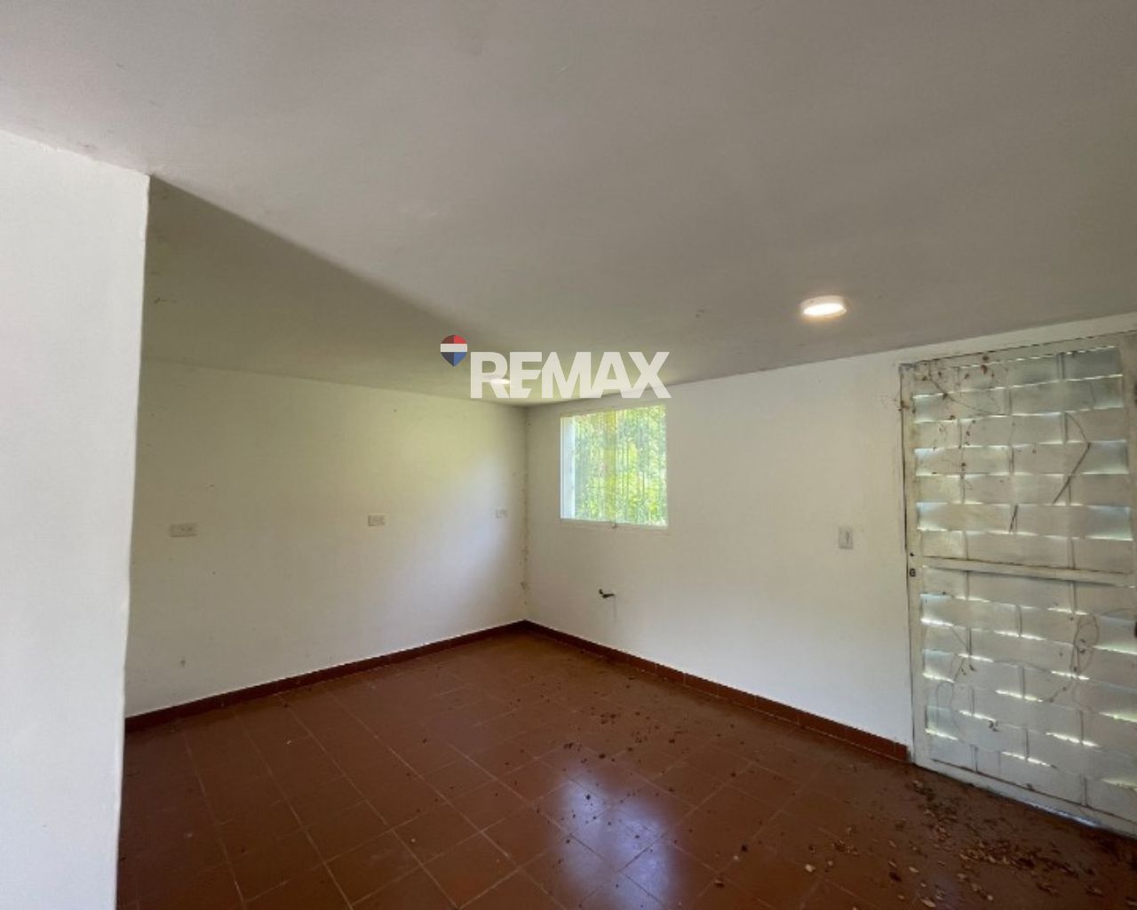 Remax2mil Vende Town House En Urb. Makatao Village. En Obra Blanca. Municipio Arismendi, Isla De Margarita, Estado Nueva Esparta - Imagen 7