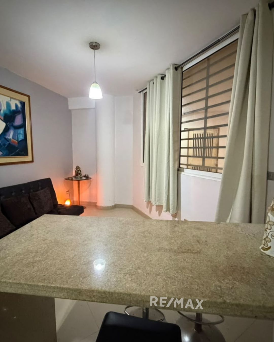 Remax2mil Vende Apartamento En Conjunto Residencial, Plaza Suite, Municipio Antolin Del Campo, Isla De Margarita, Estado Nueva Esparta - Imagen 10