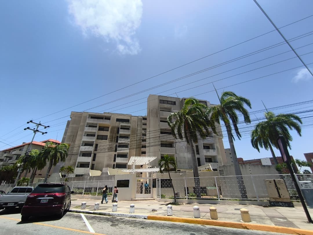 Remax2mil Vende Apartamento En Playa El Angel, Municipio Maneiro, Isla De Margarita, Estado Nueva Esparta - Imagen 3