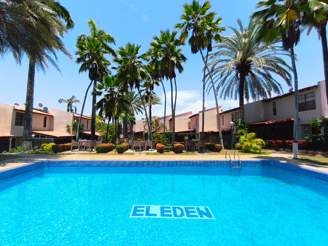 Remax2mil Vende Town House En Pampatar, Resd El Eden/ Paraiso Ll. Municipio Maneiro, Isla De Margarita, Estado Nueva Esparta - Imagen 2