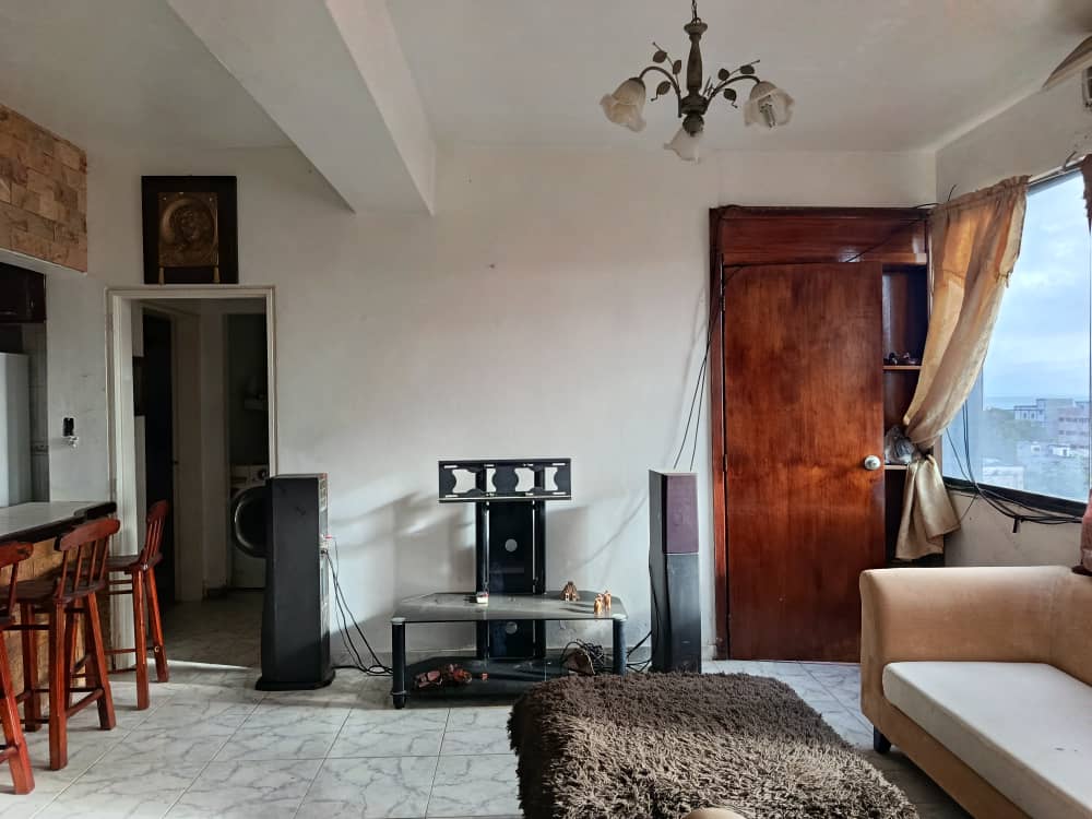 Remax2mil Vende Apartamento En Edificio Mansion Fontainebleau, Municipio Mariño, Isla De Margarita, Estado Nueva Esparta - Imagen 7