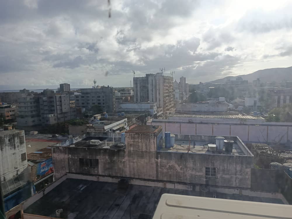 Remax2mil Vende Apartamento En Edificio Mansion Fontainebleau, Municipio Mariño, Isla De Margarita, Estado Nueva Esparta - Imagen 8