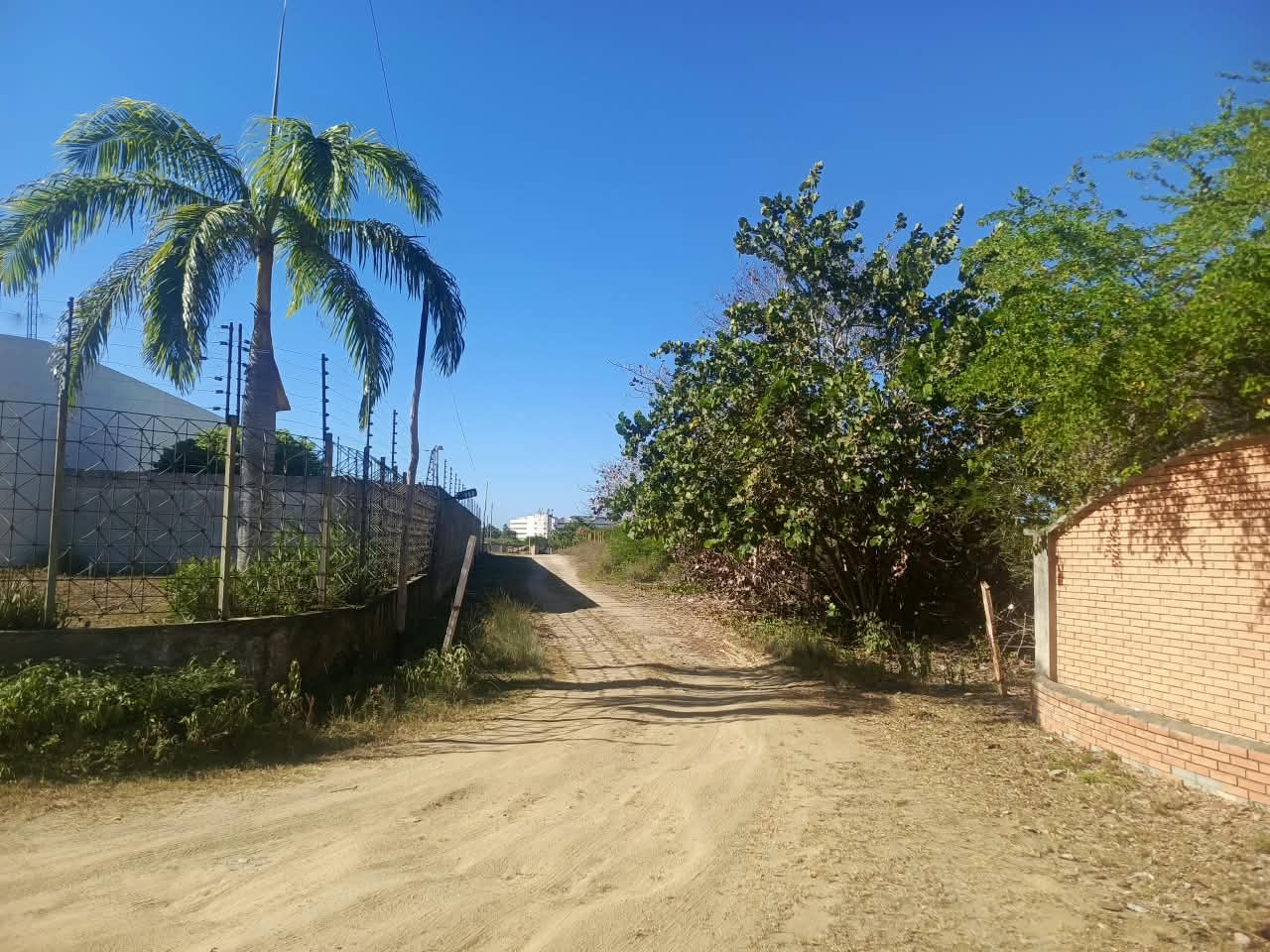 Remax2mil Vende Town House En Playa El Agua. Municipio Antolin Del Campo, Isla De Margarita, Estado Nueva Esparta - Imagen 2