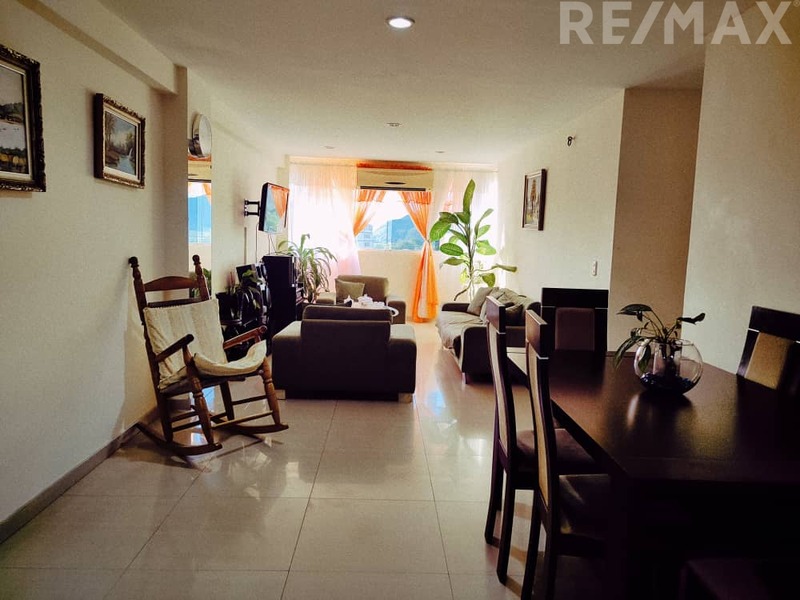 Remax2mil Vende Apartamento En Juan Griego.Resd La Bahía. Municipio Marcano, Isla De Margarita, Estado Nueva Esparta - Imagen 9