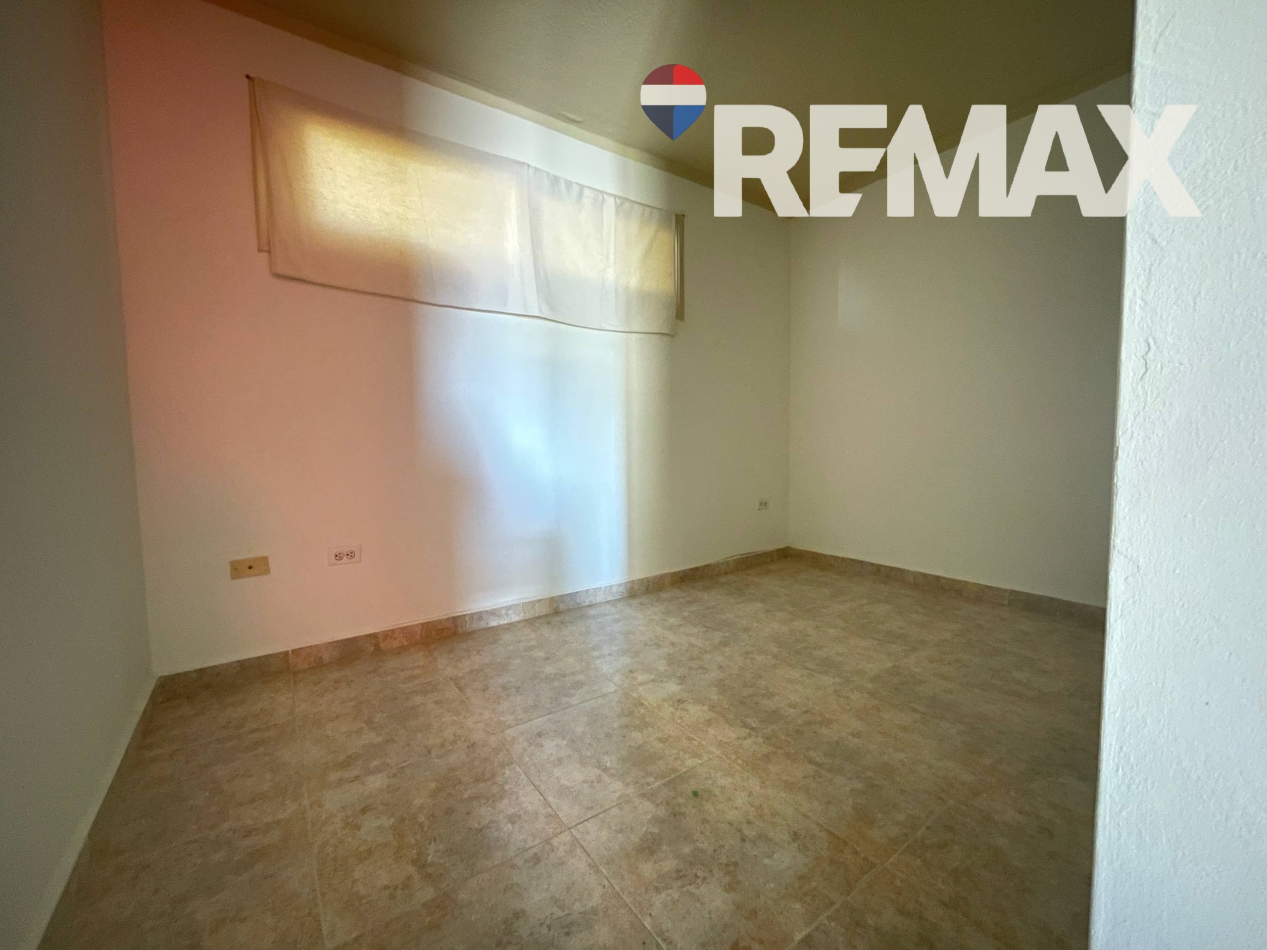 Remax2mil Vende Apartamento,urbanizacion Costa Azul, Municipio Mariño, Isla De Margarita, Estado Nueva Esparta - Imagen 14