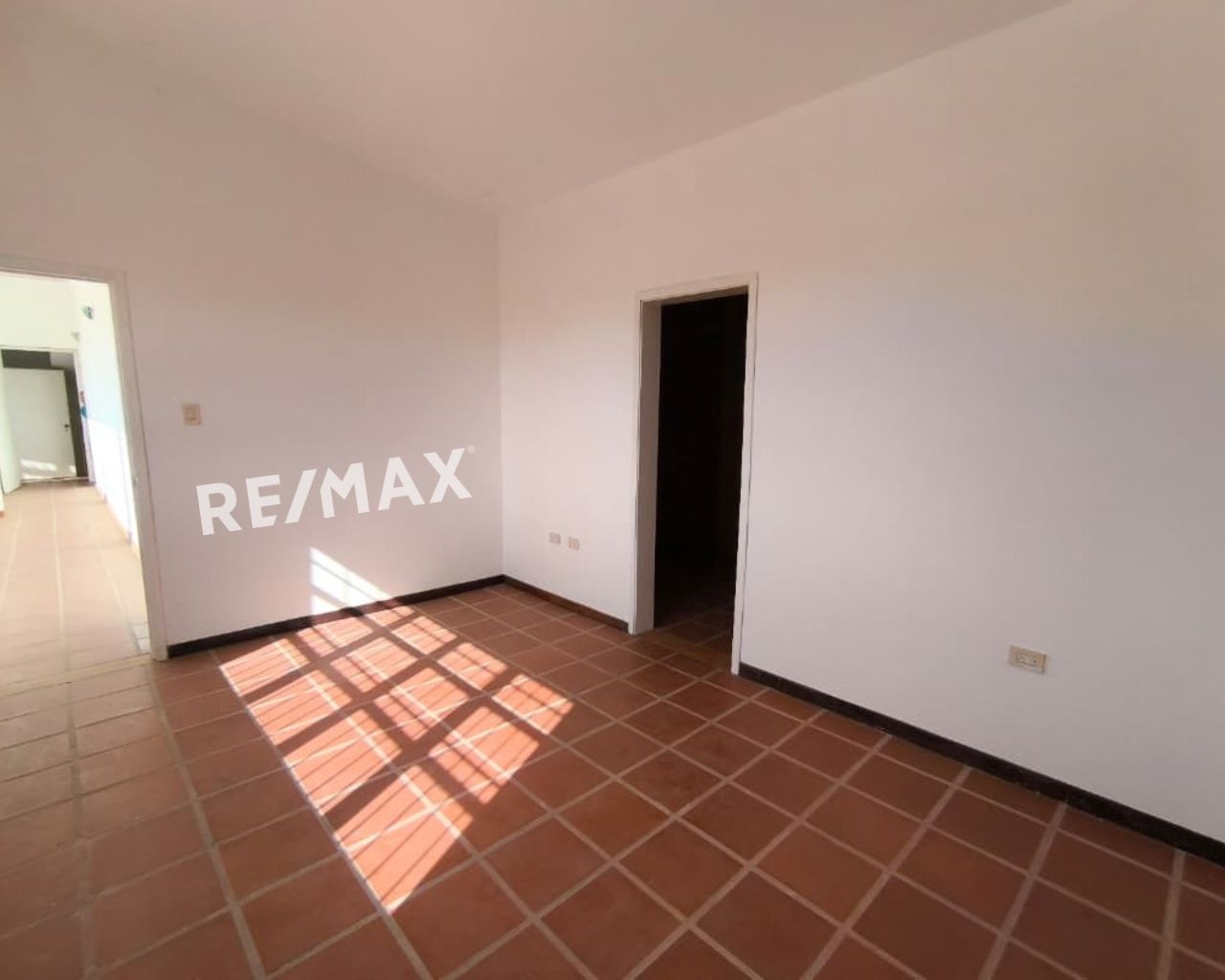 Remax2mil Vende Casa En Juan Griego, Av Bicentenario, Municipio Marcano, Isla De Margarita, Estado Nueva Esparta - Imagen 19