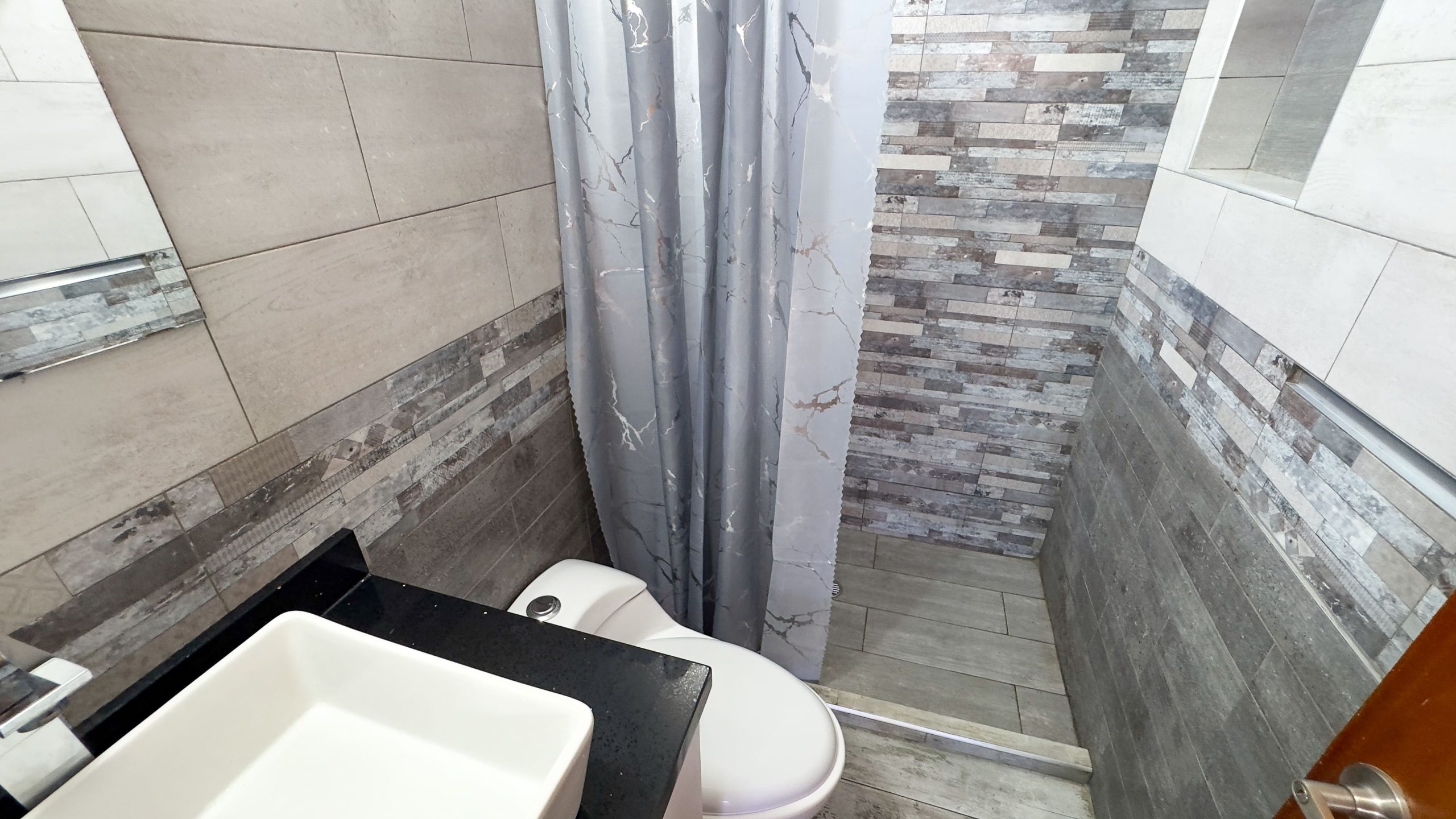 Remax2mil Vende Apartamento En Resd, Sun Village. Municipio Maneiro, Isla De Margarita, Estado Nueva Esparta - Imagen 19