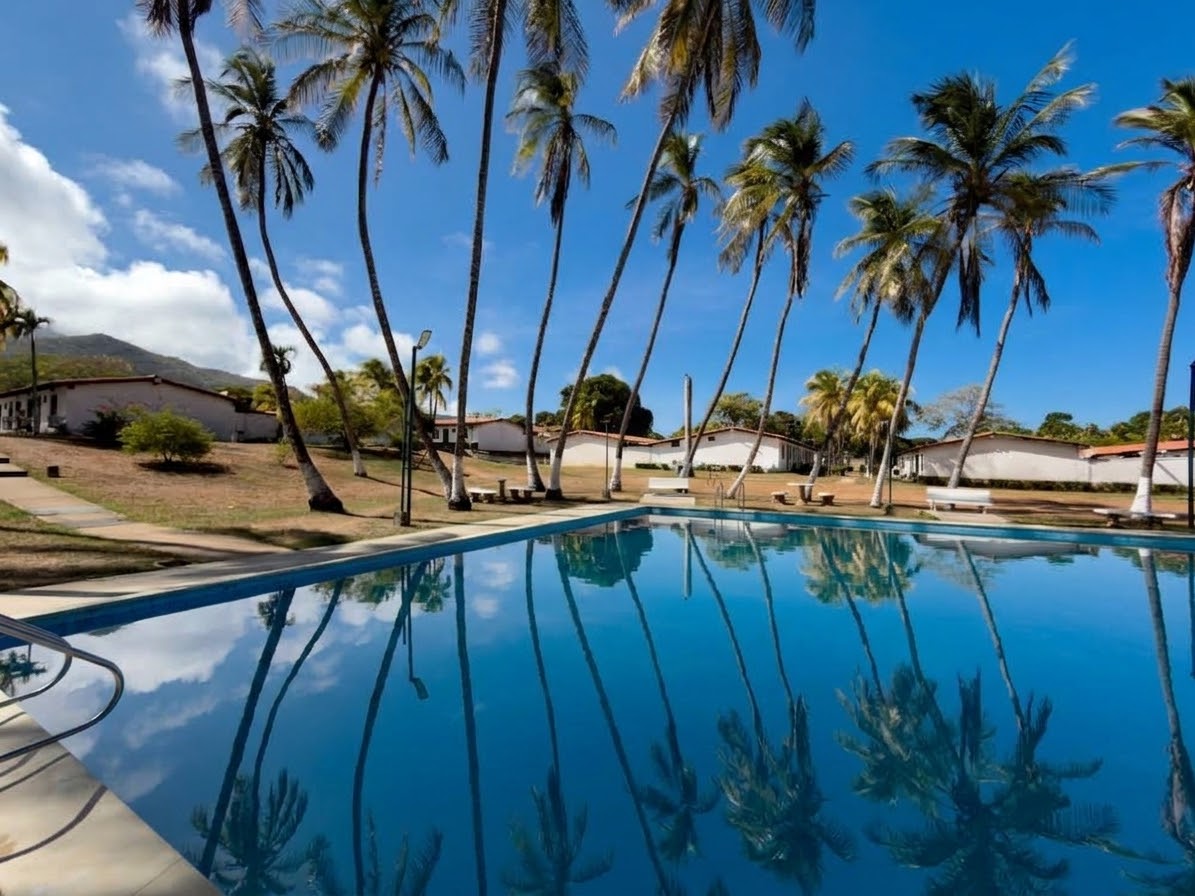 Remax2mil Vende Casa Resd. Tejas Rojas, Municipio Antolin De Campo, Isla De Margarita, Estado Nueva Esparta - Imagen 4
