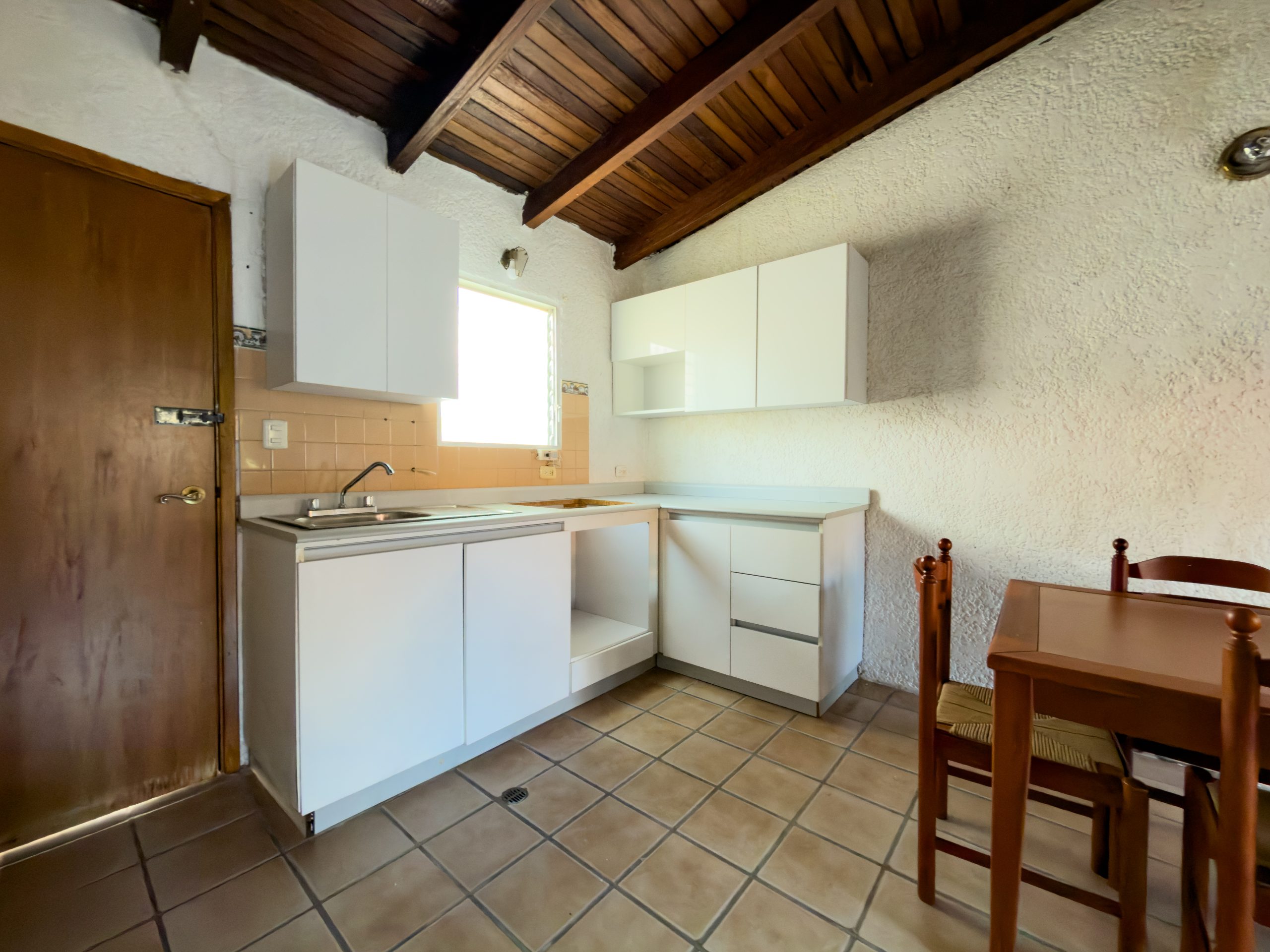 Remax2mil Vende Casa Resd. Tejas Rojas, Municipio Antolin De Campo, Isla De Margarita, Estado Nueva Esparta - Imagen 17