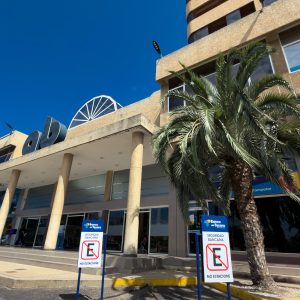 Remax2mil Alquila Local,c.c. Empresarial Ab. Municipio Maneiro, Isla De Margarita, Estado Nueva Esparta
