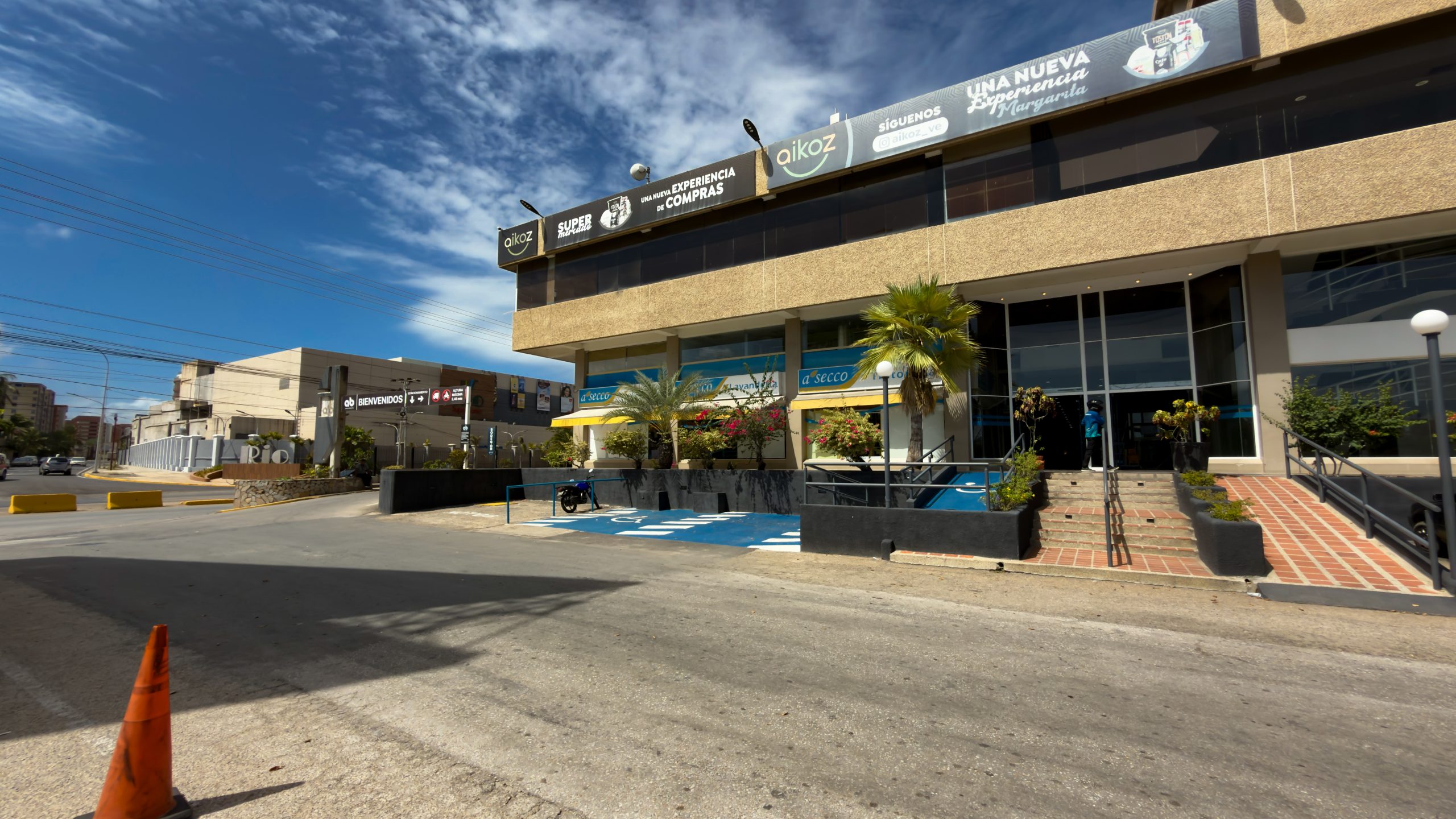 Remax2mil Alquila Local,c.c. Empresarial Ab. Municipio Maneiro, Isla De Margarita, Estado Nueva Esparta - Imagen 16