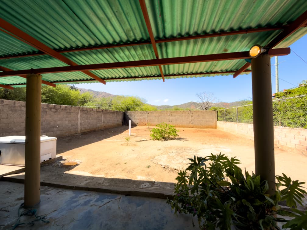 Remax2mil Vende Casa, Sector El Tuey. San Juan Bautista . Municipio Diaz, Isla De Margarita, Estado Nueva Espart - Imagen 8