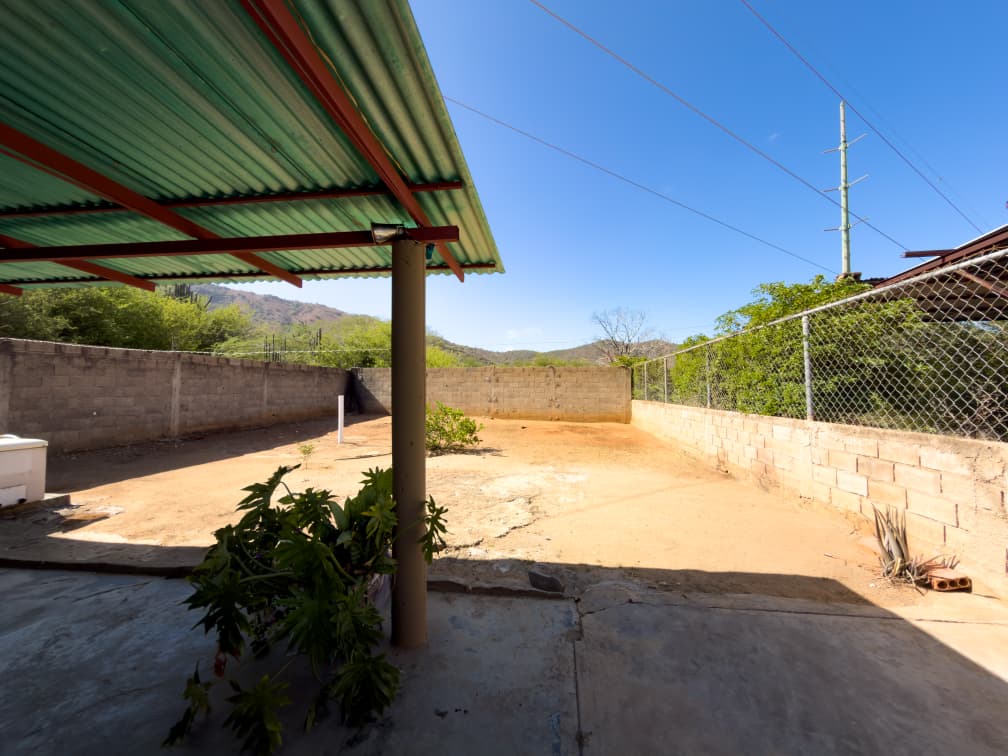 Remax2mil Vende Casa, Sector El Tuey. San Juan Bautista . Municipio Diaz, Isla De Margarita, Estado Nueva Espart - Imagen 17