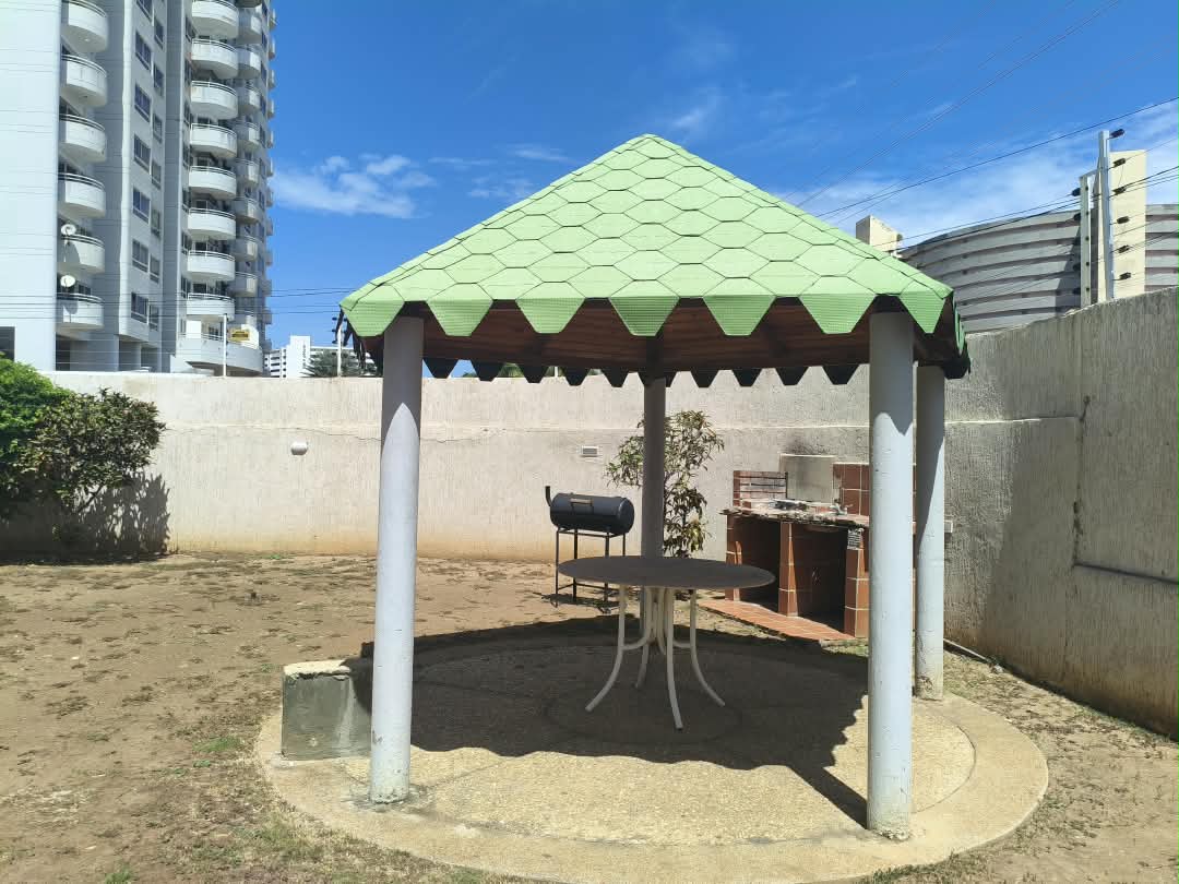 Remax2mil Vende Apartamento. Resd Laguna Suites 2, Municipio Mariño, Isla De Margarita, Estado Nueva Esparta - Imagen 4